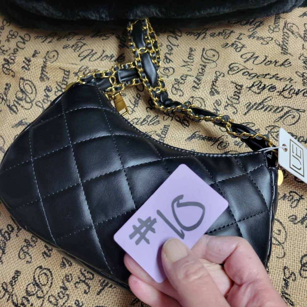 Urban expressions black quilted shoulder bag gold tone metal accent - Picture 12 of 12